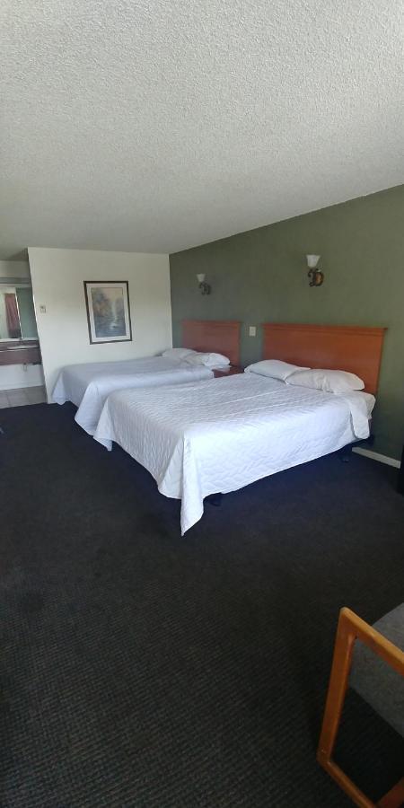 Thunderbird Motel โพคาเทลโล ภายนอก รูปภาพ